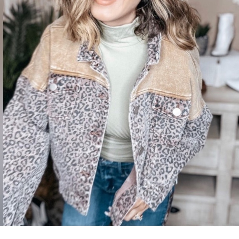 HYFVE Get Me Wild leopard print distressed denim jacket - Size L - Picture 13 of 14